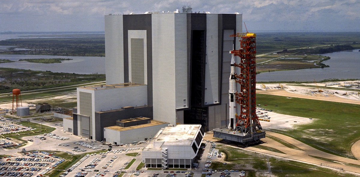 marsrader's tweet photo. NASA's Vehicle Assembly Building - so large that it has its own weather, including rain clouds on humid days. https://t.co/y0zw06iJ7M