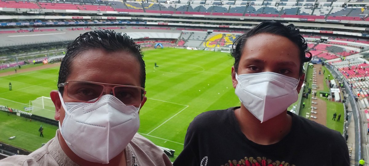 HugoGomezdelMor's tweet photo. Listos para ver la final https://t.co/w0nHqugp2J