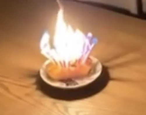 @mikimobilephone 毎年、警報機なるんじゃないかとビクビクしてます！！ 