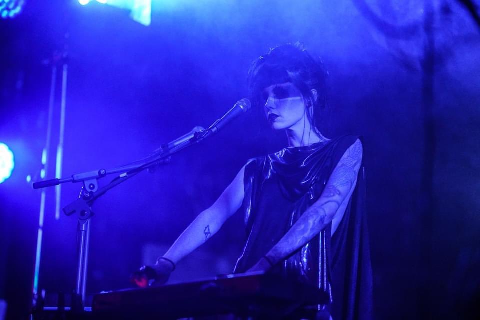 SammiDoll's tweet photo. Awe…. I was reminded two years ago we were playing the Belasco Theater at the end of the #MDHtour xo
Photo: Anabel Dflux https://t.co/4vJsIPrpVx