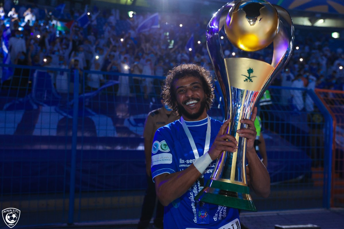 Alhilal_FC's tweet photo. 🎶 اضحك فديت الضحكة المغرورة 😍💙🏆

#الهلال https://t.co/9Z3WrcIoaH