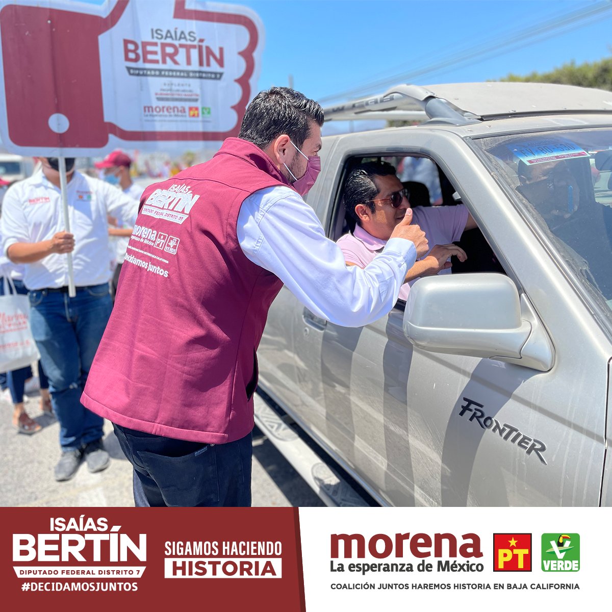 isaiasbertinbc's tweet photo. Esta mañana estuvimos compartiendo nuestro proyecto y recibiendo el apoyo de la ciudadanía en el crucero de la calle 11 y Reforma de la ciudad de #Ensenada. Ya faltan 7 días para las elecciones, y pronto podremos votar por defender la esperanza.
#SomosDel7
#DecidamosJuntos https://t.co/erroJaUAEx