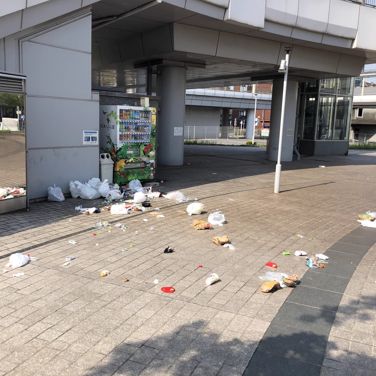 最低限のマナーは守るべき？ライブ後にゴミを捨てていく人が多い！