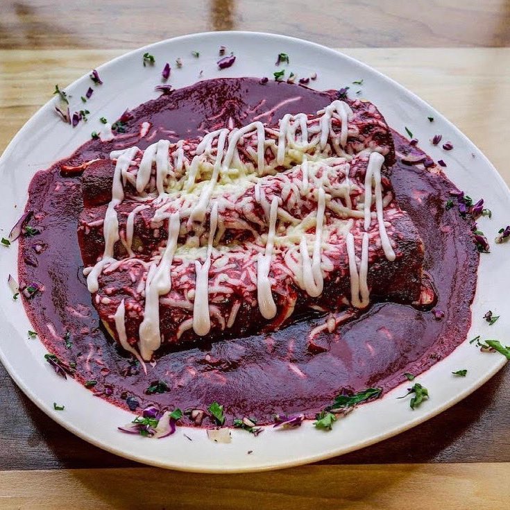 vivaphoenixaz's tweet photo. Looking for some authentic gourmet Mexican food? Casa Corazón is where you’ll want to go! With delicious foods such as their specialty Enchiladas or Chile en Nogada! 

For more info be sure to click the link in our bio for more on Casa Corazón!
#VivaPhoenix #Phoenix https://t.co/zEcvtrc8LK