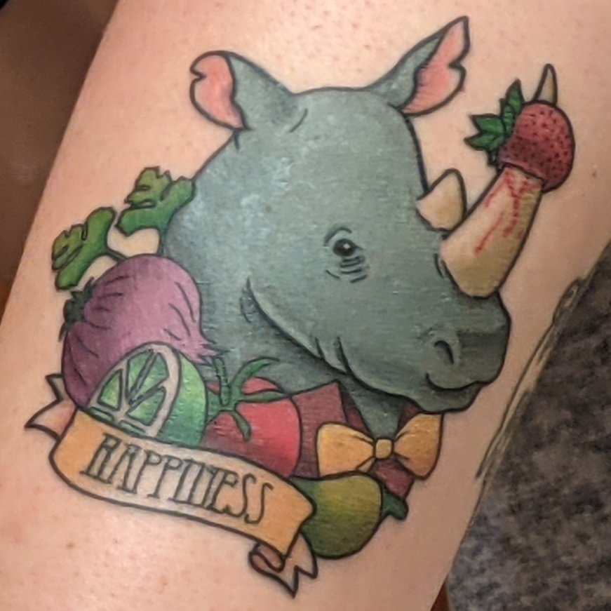 k_ulrich23's tweet photo. This is Gavin. He likes stabbing strawberries. @DGDtheband https://t.co/aNTy4BHKpT