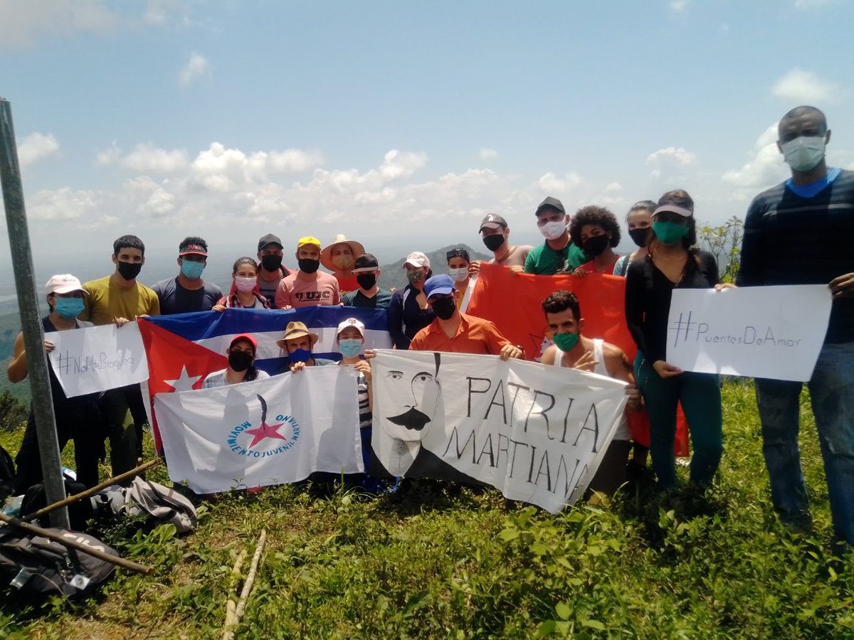 ujcssp's tweet photo. Desde Caballete de Casa exigimos el fin del bloqueo #UnblockCuba @DiazCanelB @UJCdeCuba https://t.co/7SJpyRPOCb