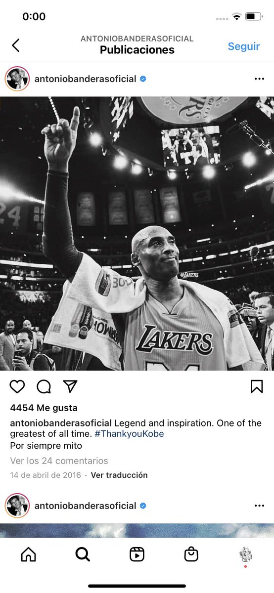 aLMuQS's tweet photo. @MaskSingerA3 Es Antonio Banderas... dijo que se familiariza con un zorro... y lo de los lakers.... en su ig!! https://t.co/7UBWnyDh1n