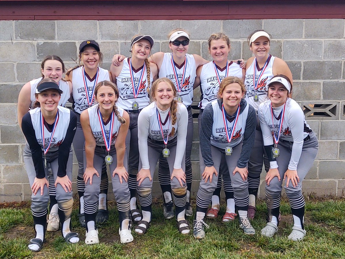 Our 16U team with a couple victories today to claim the silver bracket championship in the Wahoo Memorial Day Weekend tournament. Keep working hard ladies!! 🥎