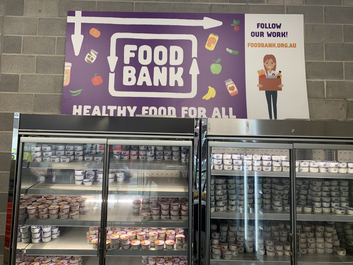 garyleecious's tweet image. International Students - need food support? @FoodbankVic is open - located at 230 LaTrobe Street, Melbourne (opposite Melbourne Central Station), 10am – 2pm every Monday, Wednesday, Friday (excluding public holidays). Thank you @studymelbourne for these food staples!
