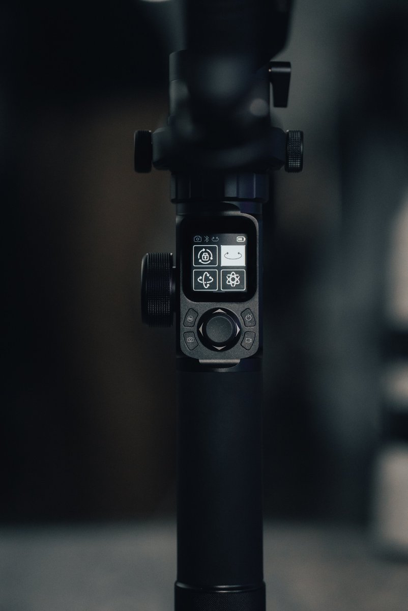 #AK4500, a symbol of professionalism.
📷：@meuniermax （IG）

#feiyutech #feiyutechak4500 #timelapse #motioncontrol #gimbal #videography #vlog #vloggingyoutubers #cinematography #gimbalstabilizer #gimbalmovement #video #videographer #filmmaking #videoproduction #filmmaker