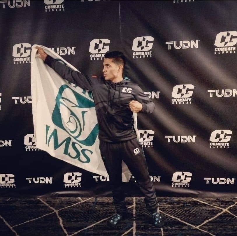 El doctor Miguel David Martínez Aceves está adscrito al HGZ 68 del <a href="/IMSSedomexote/">IMSS Edomex Oriente</a>, ¡y es Campeón Mundial del #Kickboxing! Ganó el Combate Global y dedicó su triunfo a <a href="/Tu_IMSS/">IMSS </a> 💚

Ahora va por el oro en el Mundial de Kickboxing #WAKO 2021. ¡Todo el éxito!