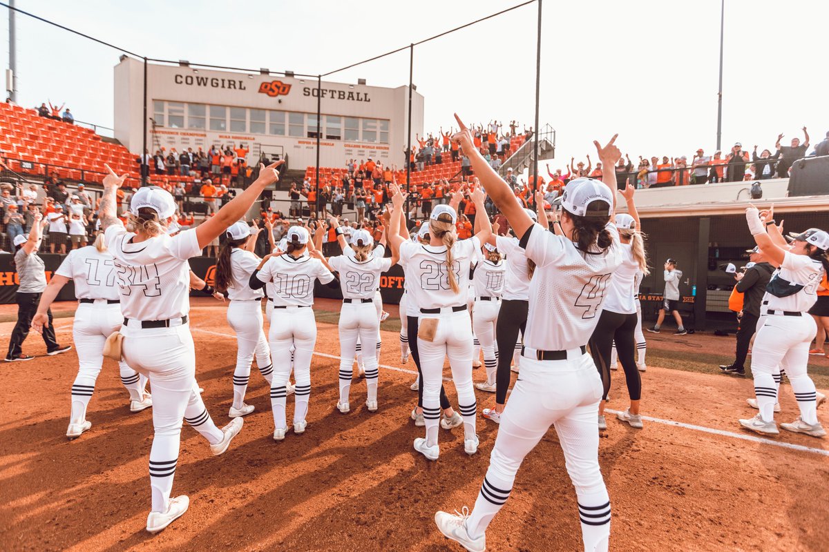 cowgirlsb's tweet photo. This is what you worked for.

#Pitch2Pitch | #GoPokes https://t.co/M4tftULxuj