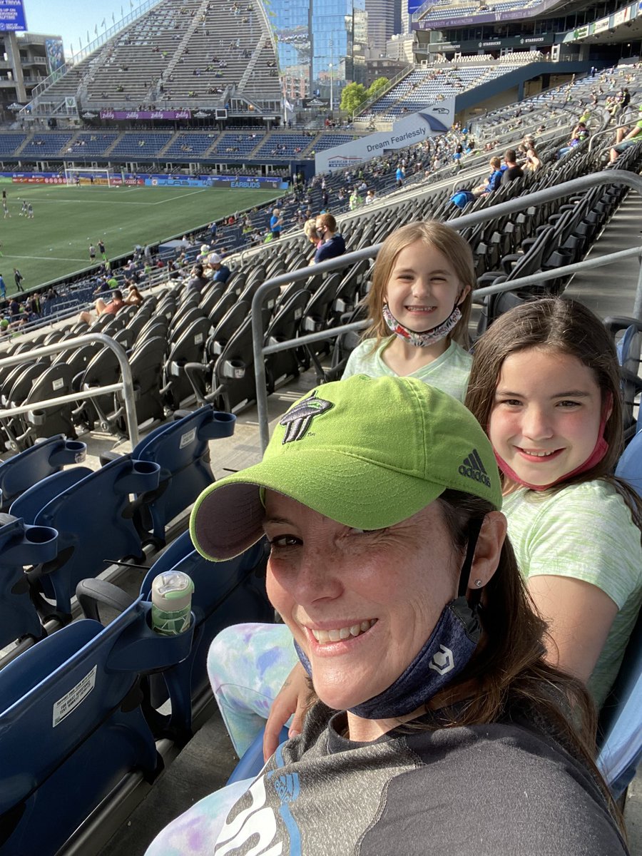 mcnewamy's tweet photo. #SoundersMatchday Go Sounders! https://t.co/WrTXcxPJg5