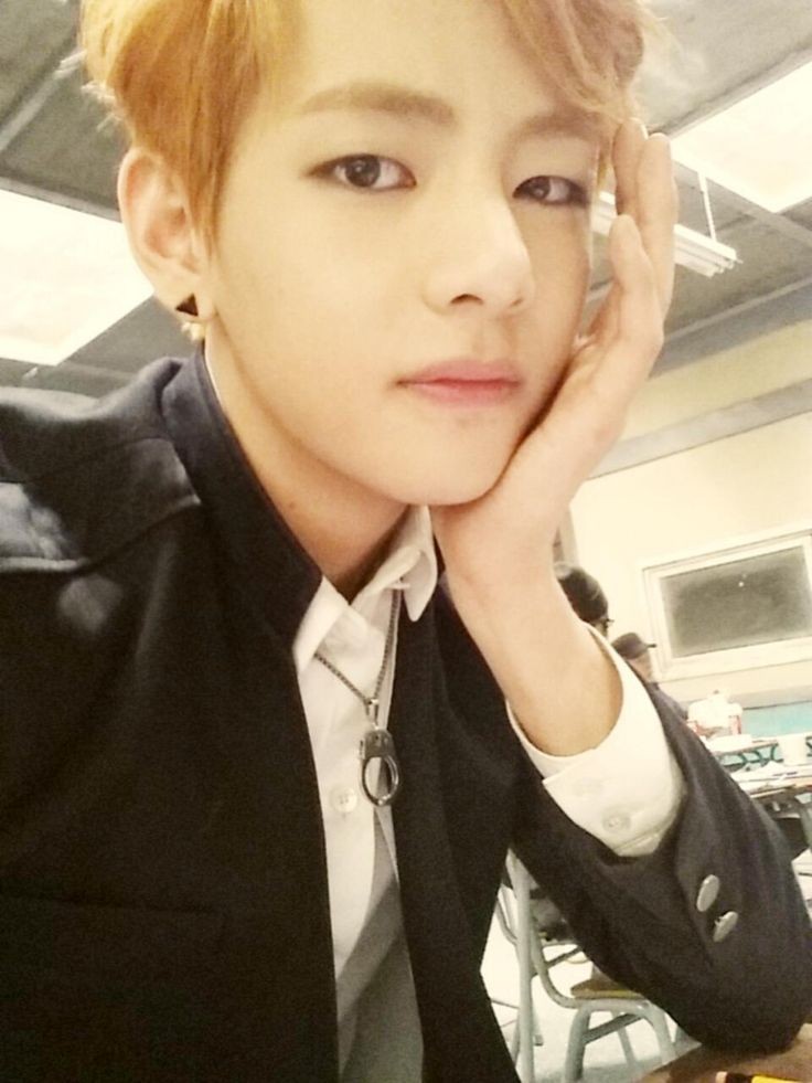 BangtanPhotos_'s tweet photo. Taehyung https://t.co/HDSk3fy5N6