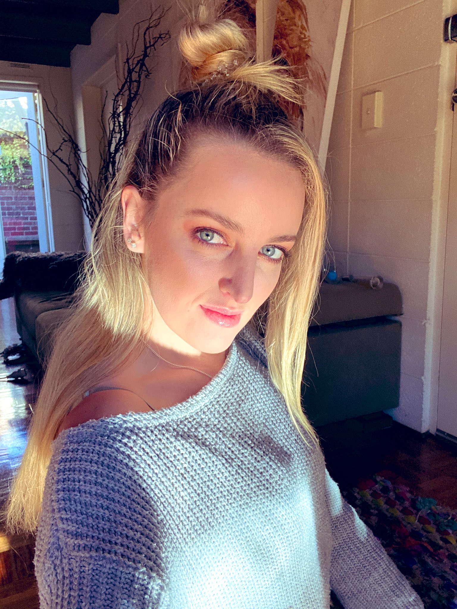 TW Pornstars - 1 pic. Charlie Forde 🦐🌟. Twitter. What’s cooking good