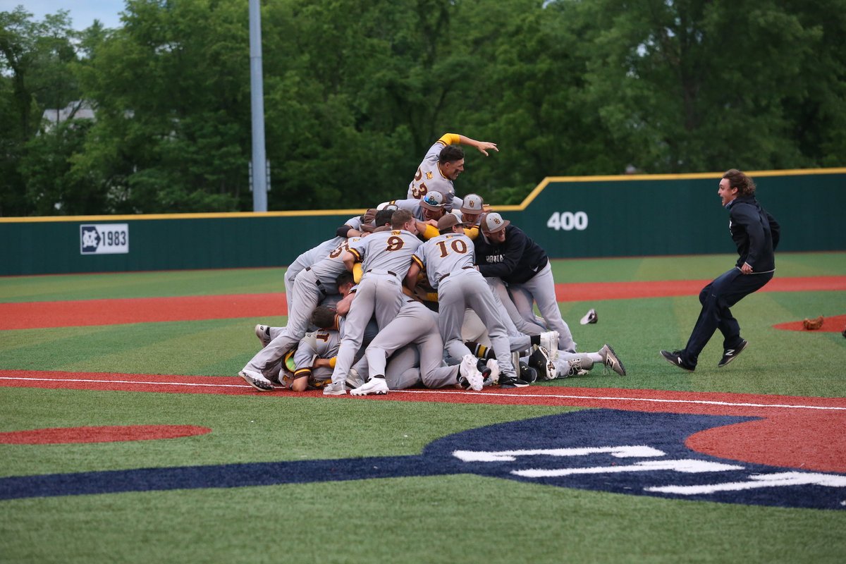 RowanBaseball_ tweet picture