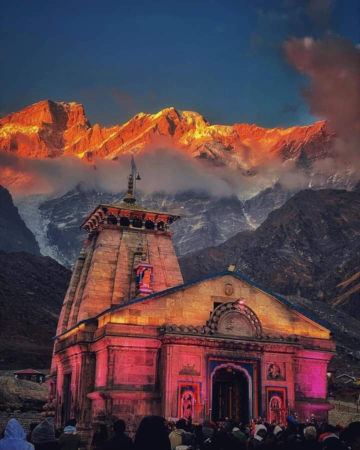 kl_lucifer's tweet photo. एक लम्हा सौ सवाल 

सौ मे सिर्फ आपका ख्याल ।।
#ॐ_नमः_शिवाय #हर_हर_महादेव https://t.co/nobAwowHHl