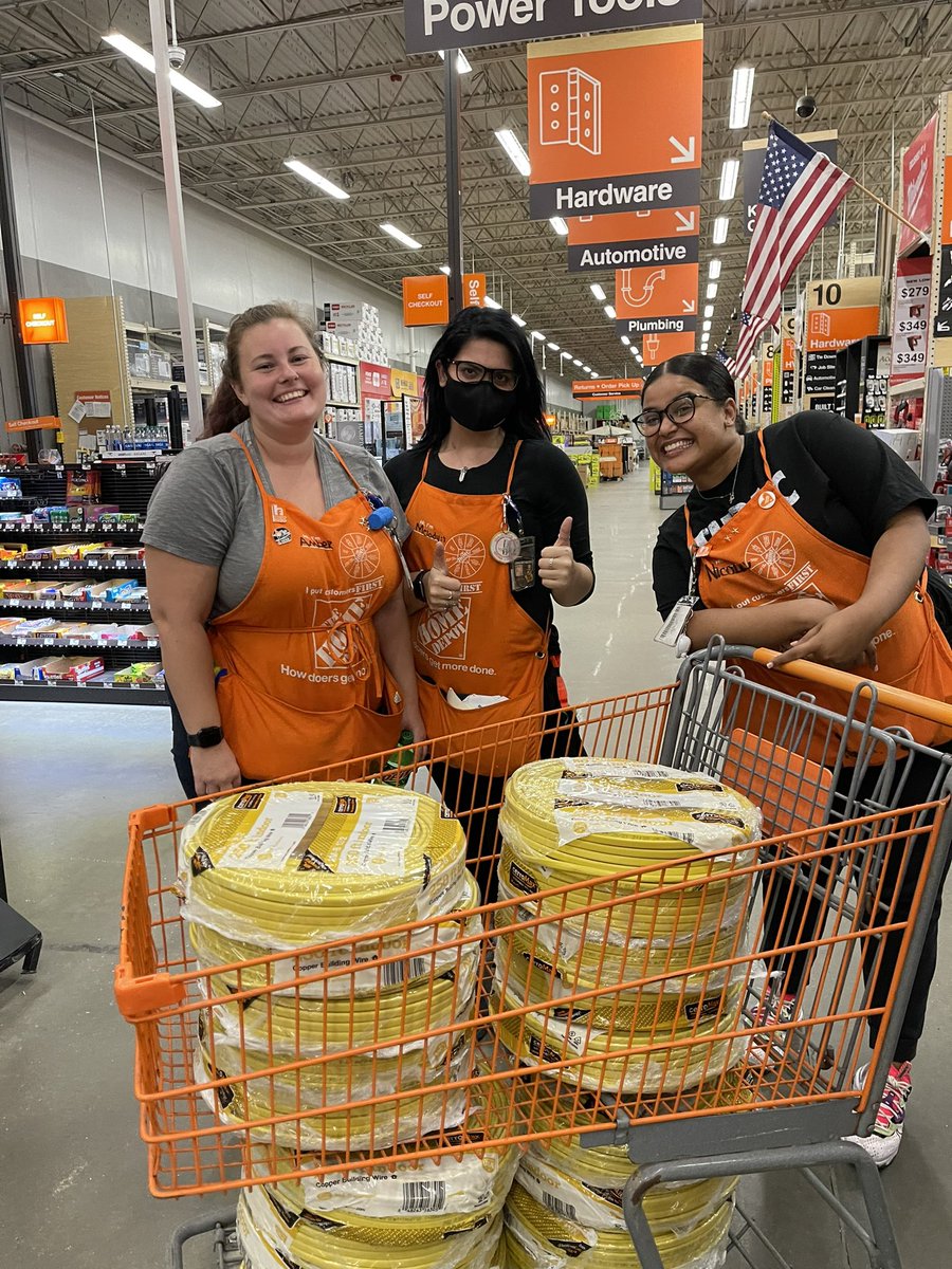 Great teamwork made for a great recovery! Thanks goes to Amber, Melody and Nicole for providing great customer service! <a href="/leighmartin44/">Leigh Martin</a> <a href="/VinnyTHD165/">Vincent Caci</a> <a href="/TheMighty6951/">IvethTHD</a> @CathyAlmaguer <a href="/jeffjamesthd/">Jeff The Hard Way James</a> <a href="/sgaskinshd/">Stacey Gaskins</a>