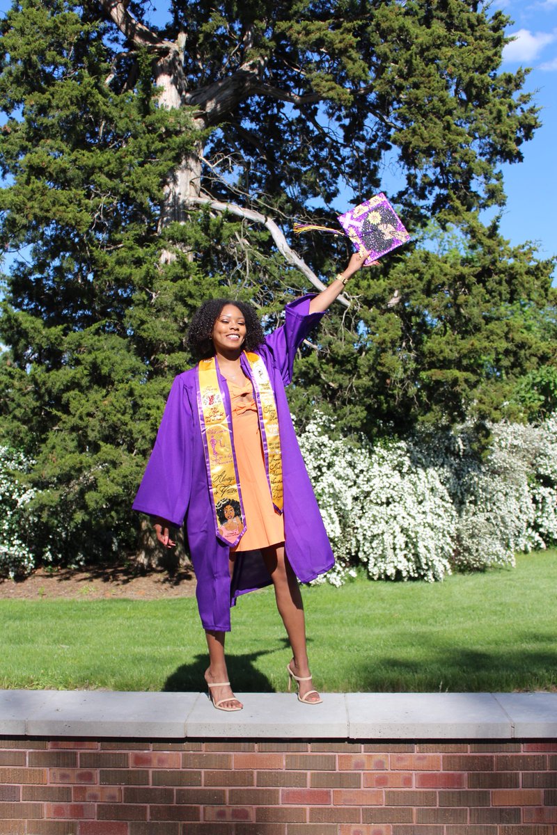 15 days ago I accomplished my biggest goal to date...
I graduated from college!!!! 👩🏾‍🎓🎓 I now have my B.A. in Communication 😁 with Double Minors in Business Management &amp; Spanish. 📚

Thank you WIU! 💜💛💜
Thank you to my angels &amp; my Mommy.