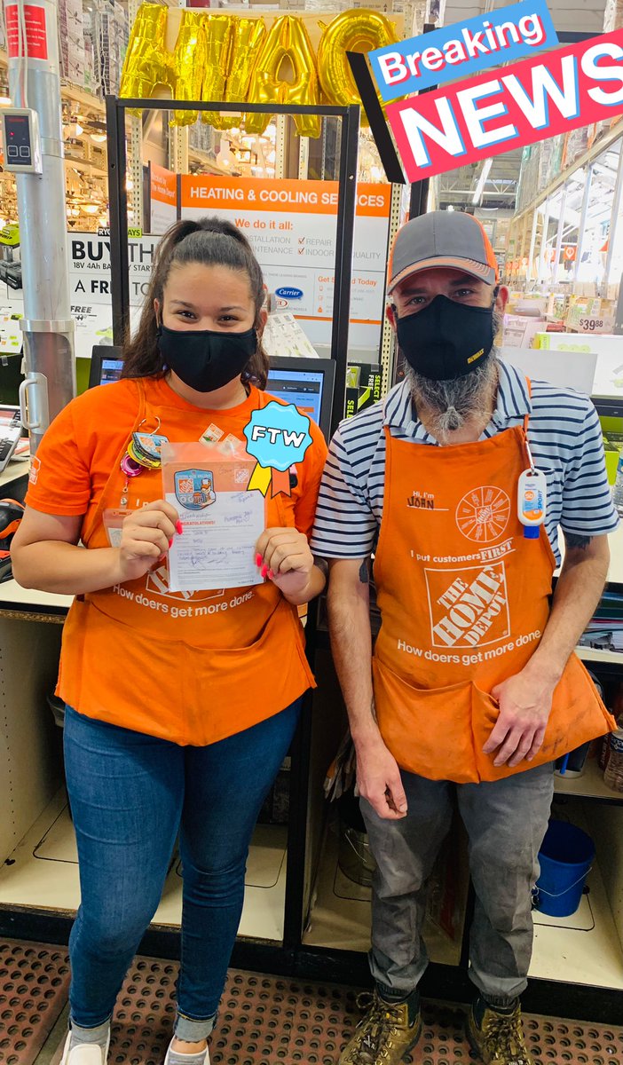 Alfredo90591446's tweet photo. Laura one of our amazing Tuff Shed warriors at the service desk doing what she does best! Thank you for continued dedication on taking care of our customers and selling them their dream sheds. #BigD #8426Strong https://t.co/J8YNo4qhkN