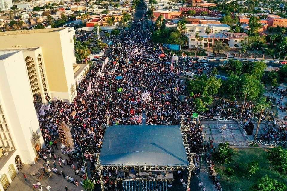 Abran paso que ya llegó Durazo, Hermosillo ya decidió en tener a la 4T a Sonora. 
Se nota el gran ambiente y el apoyo a nuestro próximo Gobernador. 

#LevantandoPolvo 
#UnSonoraParaTodos