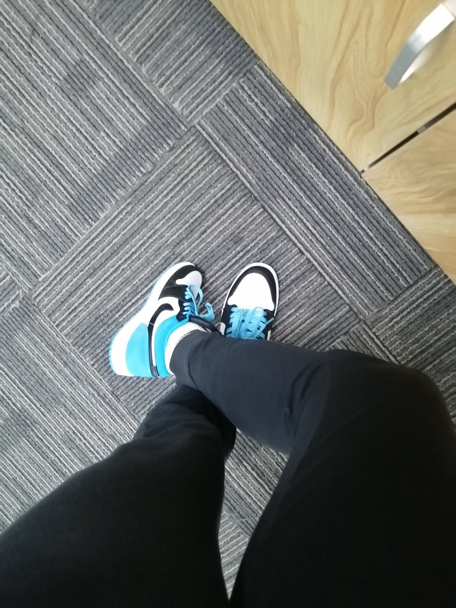 趁着还没下雨🌧️