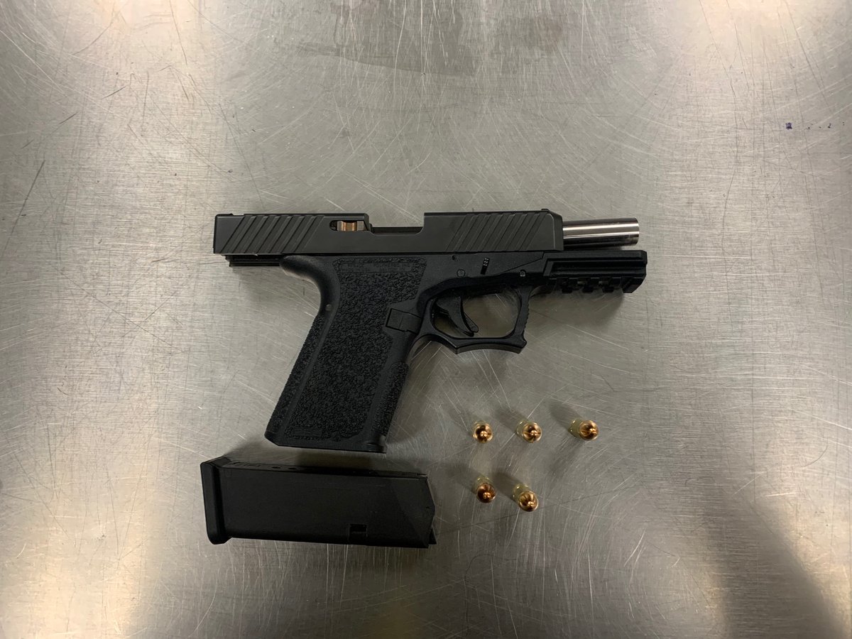 ChulaVistaPD's tweet photo. Weekend recap: Guns, guns, and more guns. Officers have been hard at work to keep the streets of Chula Vista safe.  All three of these guns were found inside vehicles during traffic stops including a loaded AR15 #staysafecv https://t.co/dKT3QuJURv