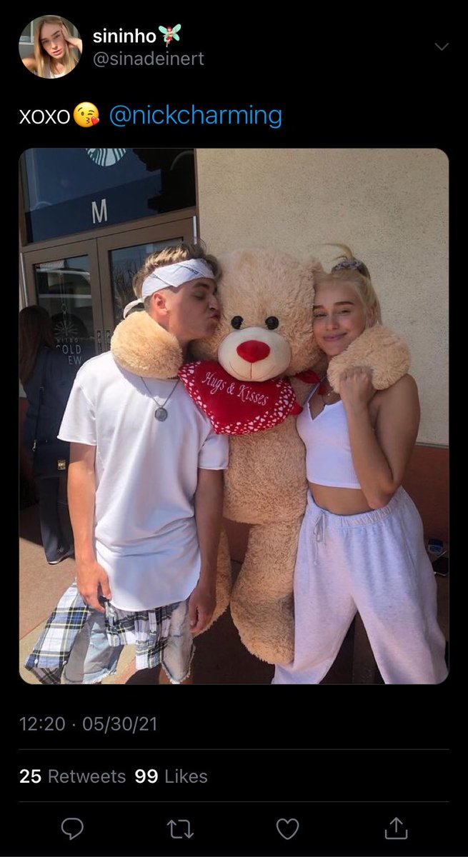 iversbitch's tweet image. 94. a nova namorada