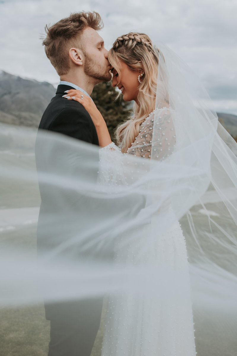 bayleemckal's tweet photo. May 3rd what a beautiful and unforgettable day! Married life is amazing, and I can’t believe I got the best husband! https://t.co/02ByZ136A3