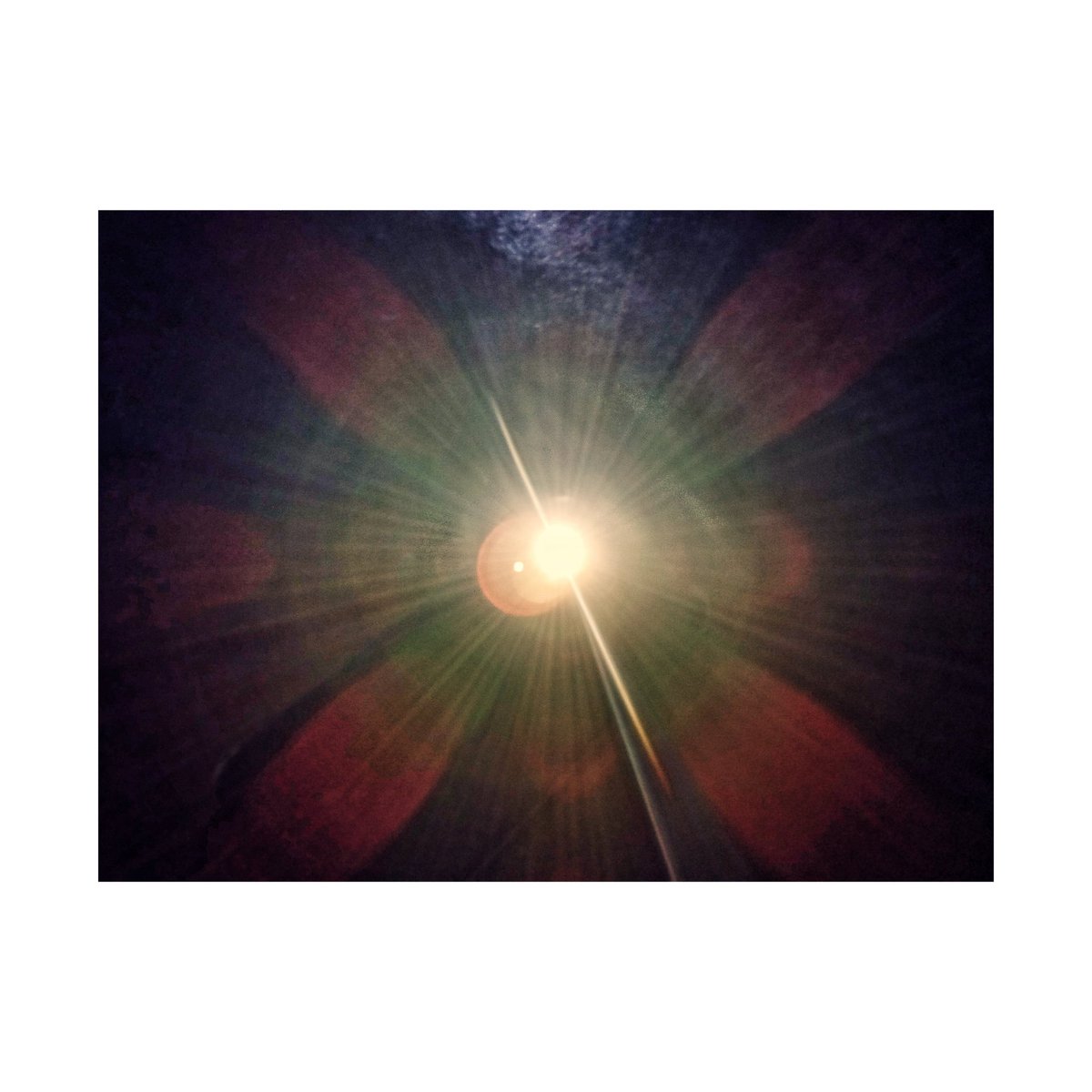 porimal09's tweet photo. mobile flash 📸
#photoediting #mobileflash
#Photography #snapseed #light https://t.co/UmipxfrcJN