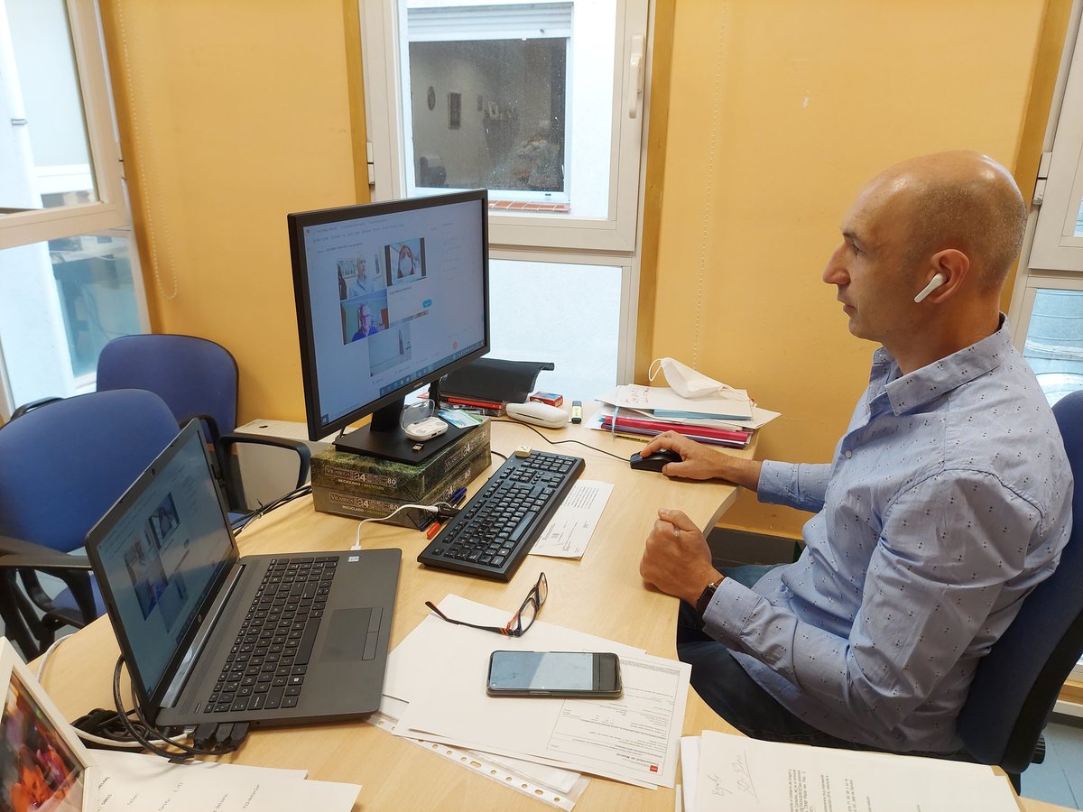 FundacionDfa's tweet photo. En la secretaría técnica de Fundación DFA seguimos con #formación para #entidades. El pasado viernes, 'Acción concertada', para @CERMIAragon. Hoy, '#Administración Electrónica' con @Cocemfe_Aragon #DFASomosCapaces #conporypara las #personascodiscapacidad #sindejaranadieatras https://t.co/LTGpKdLxs5