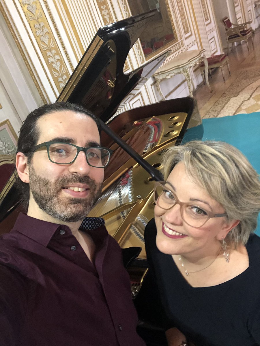 extendedplace's tweet photo. Yesterday in #Mantova, #GemmaBertagnolli and #ExtendedPlace Founder &amp; Producer @alethestar performed together again after a quite long break due to the pandemic in #TrameSonore festival 🎶 #extendedplacerecords #EPrecords #producedbyalessandrostella #extendedplay @Believe_Italy https://t.co/KVmC0t6eXO