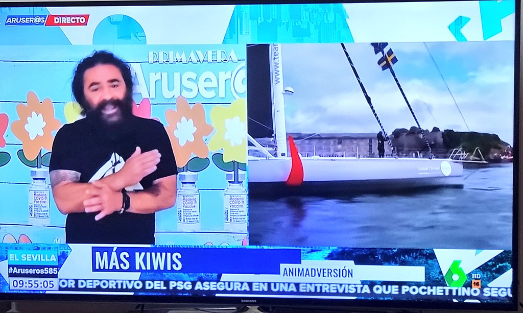 mano_habla's tweet photo. Perlas en @AruserosLaSexta soltadas por @MiguelelSevilla sobre @GretaThunberg :
"Que coma más kiwis porque está claro que no hace lo que tiene que hacer" (cagar) y "no va a tener novio nunca porque no sonríe". Nivelazo🤨 En fin 😒 #aruseros585 https://t.co/eBN0MfVxEu