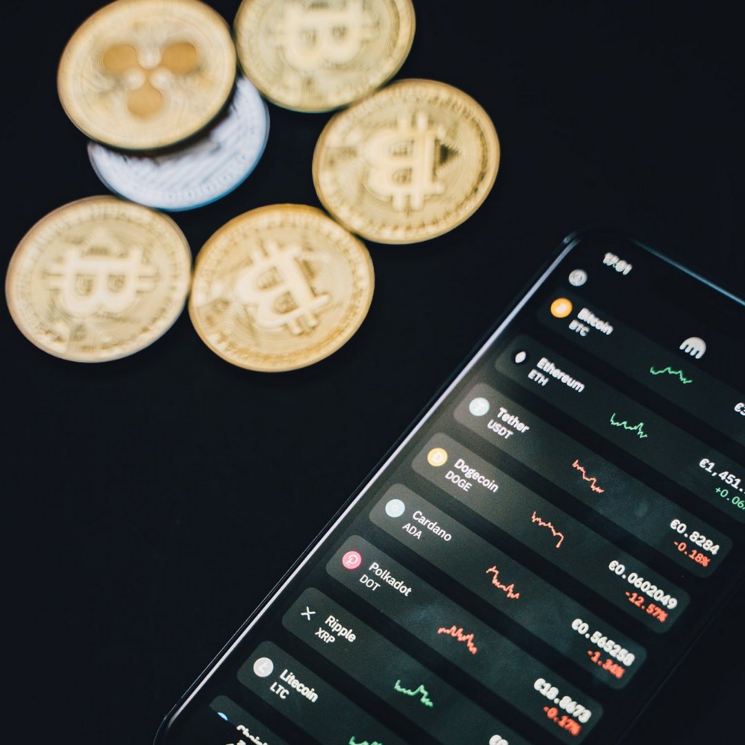 Apps can increase your company profit is because they increase your digital presence. In a digital world like this we're living in, 35% of customers return more frequently to stores due to the huge amount of engagement they experience with mobile apps. 📱

#Voosh #AppDeveloper