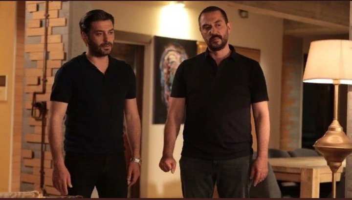 zey_byznrrmk's tweet photo. Açık ara edhonun en iyi shiplerinden yakışıyorlar allah için karizmanın öz evlatları #edho #behil https://t.co/IxBODUuh6G