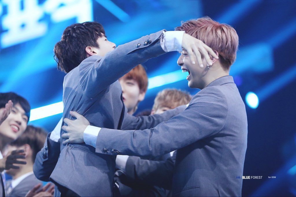 MOOK_B2ST's tweet photo. @playgroundx_ ยินดีให้ทุกความสำเร็จ 😇👏🏻😇👏🏻😇
#HAPPY_HAPJUNG_DAY
#Happy_Hapjeong_Day
#HAPPY_SCIENCE_DAY
#OngnielisScience https://t.co/ubwyzZnjmi