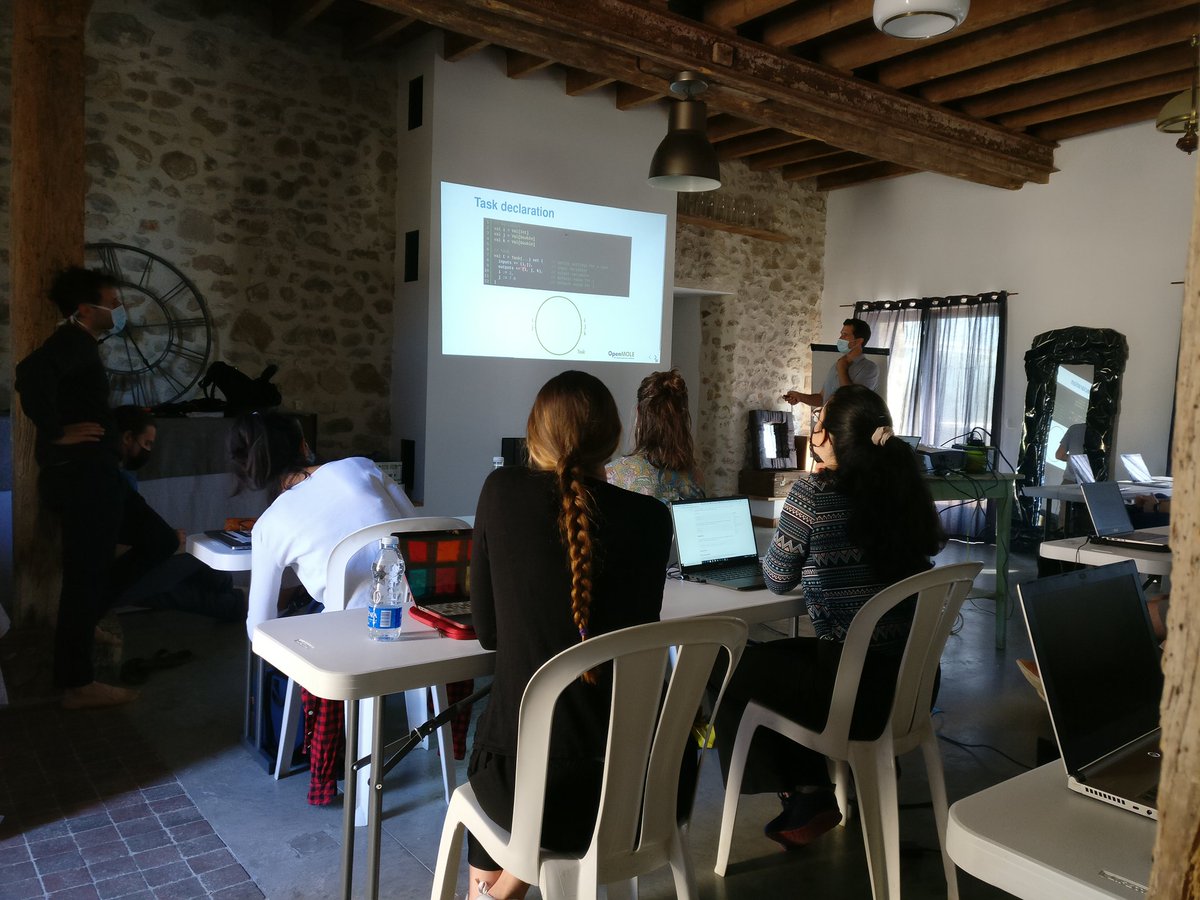 OpenMOLE's tweet image. First glimpse of OpenMOLE's Domain Specific Language with Mathieu #exmodelo
Based on Scala programming language