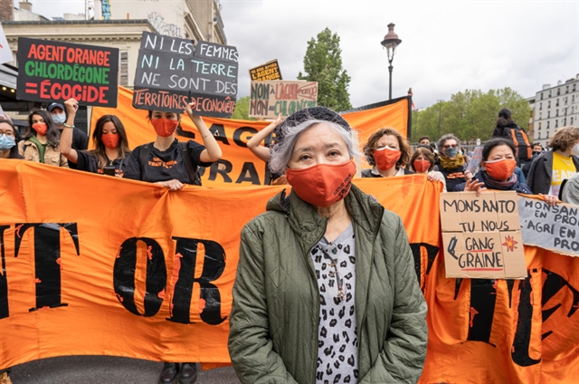 VietnamNewsVNS's tweet photo. Vietnamese French citizen's long standing battle for justice carries on

https://t.co/6UJM8MaFNJ https://t.co/g0KwL5xLFF
