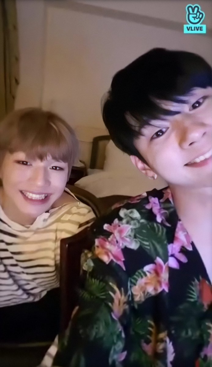 NuuGuSeYONGE's tweet photo. I have so many precious memories of them being stupidly cute. Their humor code and inwardly childish/carefree/fun loving personalities match so well. Gosh they're so adorable, I miss them together.
#HAPPY_HAPJUNG_DAY
#Happy_Hapjeong_Day
#HAPPY_SCIENCE_DAY
#OngnielisScience https://t.co/r6EptRbJpw