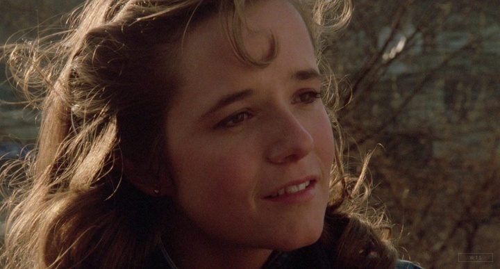 Born on this day, Lea Thompson turns 60. Happy Birthday! What movie is it? 5 min to answer! 