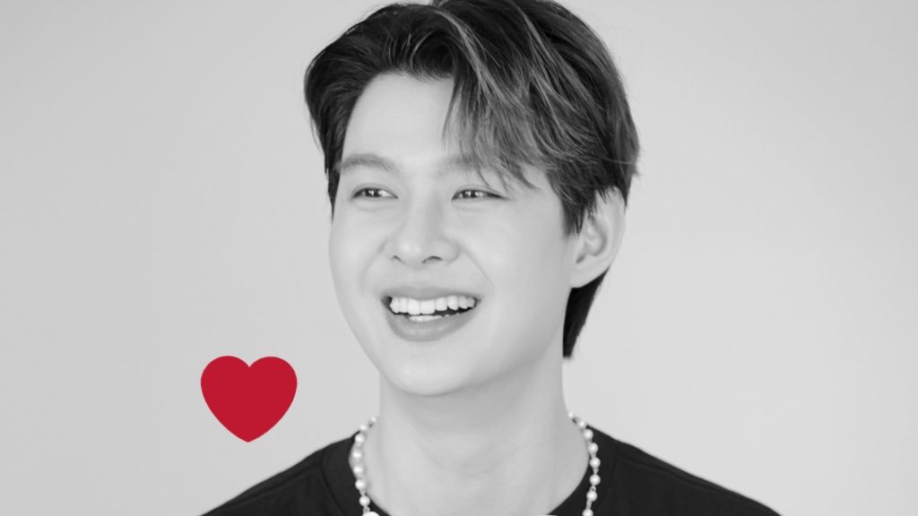 CharmedbySaint's tweet photo. @DailyCpop Congratulations π my π King
π€΄@Saint_sup #7 woot woot! ππΌπ
Bα΄α΄ Κα΄α΄ #Saint_sup α΄Κα΄ α΄Κα΄‘α΄Κs #1 ΙͺΙ΄ α΄Κ #MingEr Κα΄α΄Κα΄! β₯οΈ
#SinaPower #AsiaPacific #Thai πΉπ#InfluentialCelebrities #ThaiActor https://t.co/HIN1pJY7M2
