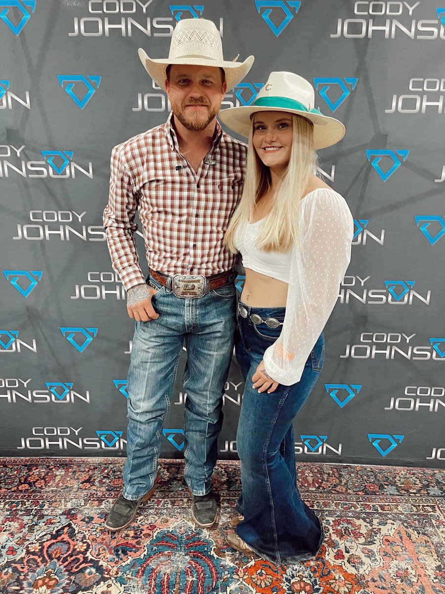 tmccreary23's tweet photo. Only been waiting for this moment for 6 years #cojo https://t.co/6XzVJYSivH