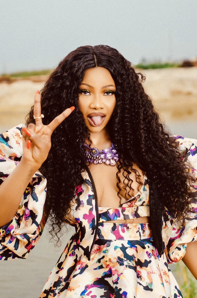 FavySwizz1's tweet image. Tacha is strong willed with a good heart, her circle is small yet she's loyal, confident and reliable, contented, hardworker yet Fun to be with, a Trailblazer ....✍ 

How can you not be addicted to this personality??🤷‍♀️

@Symply_Tacha👑
#TachaAddict👌
WE ARE ONE FOR TACHA💗