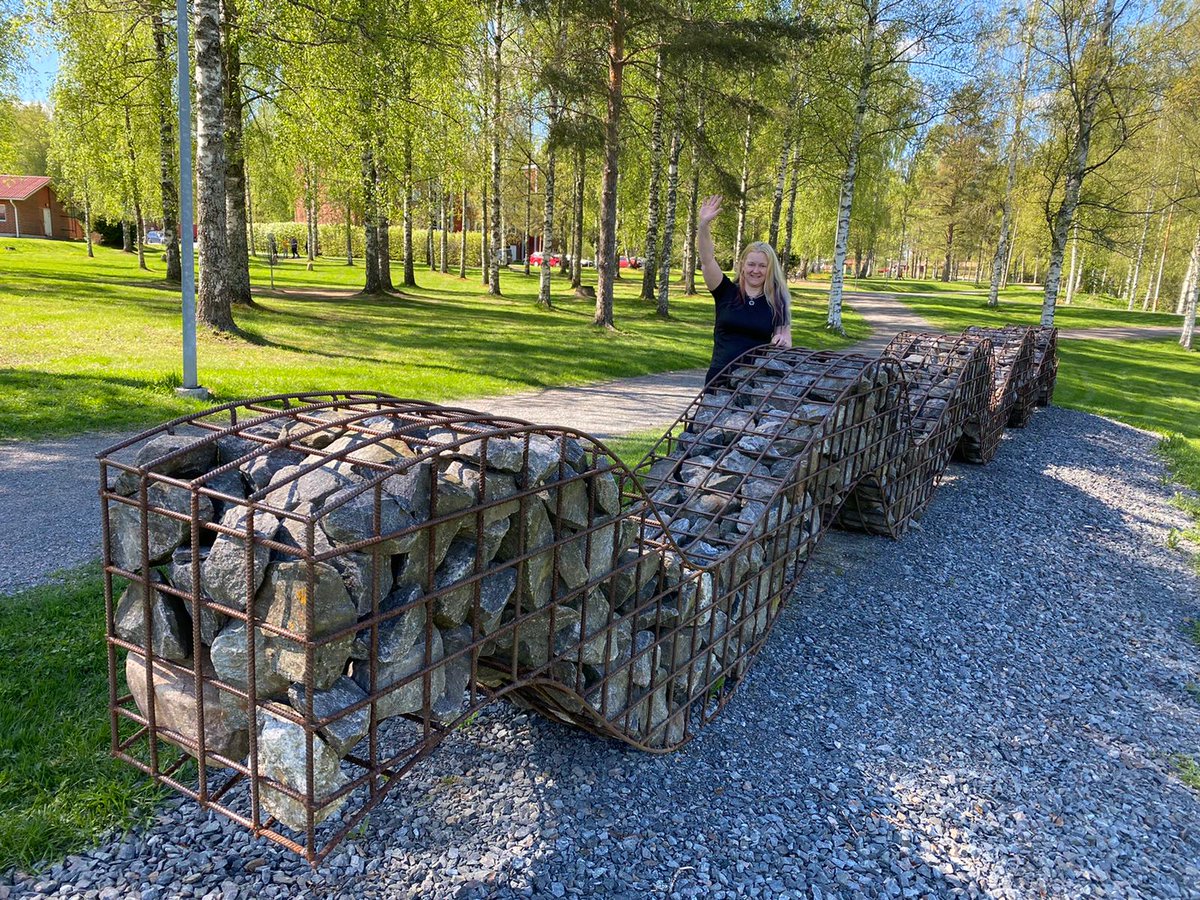EUkomissio's tweet photo. .@Aktiivinen & Krista kuuluvat Europe Direct -tiedotusverkostoomme!
"EU-terveiset Kankaanpäästä, jossa sijaitsee Suomen suurin julkisen taiteen ulkokokoelma! Kankaanpään Taidekehä on aikanaan toteutettu EU-hankkeella."
https://t.co/pBdGLUnfvN #Kankaanpää #Satakunta https://t.co/m4YGVxQp5q