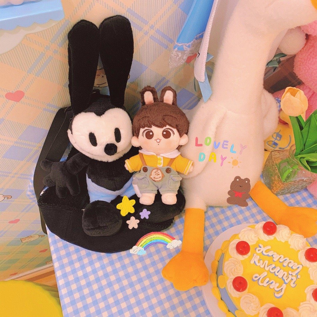 pigsoonigo's tweet photo. 넘 귀엽다이 ㅠㅠ!💜15센치예요!

wb: 聪明机智岁

#방탄인형 #인형 #BTS #btsdoll #doll https://t.co/TSBnWE8rkX