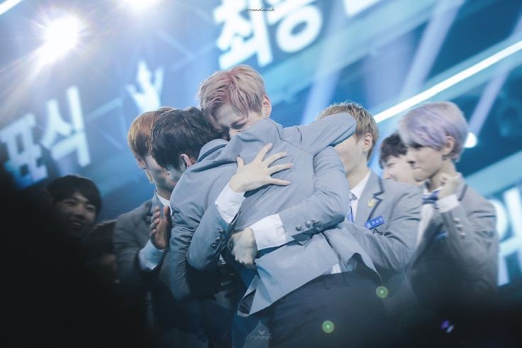 ongnielnov's tweet photo. @OnG0ing258 @spicaonge ❤️❤️❤️❤️❤️❤️❤️
#HAPPY_HAPJUNG_DAY
#Happy_Hapjeong_Day
#HAPPY_SCIENCE_DAY
#OngnielisScience https://t.co/7w6vYEDlAg https://t.co/fzPftCnIBe