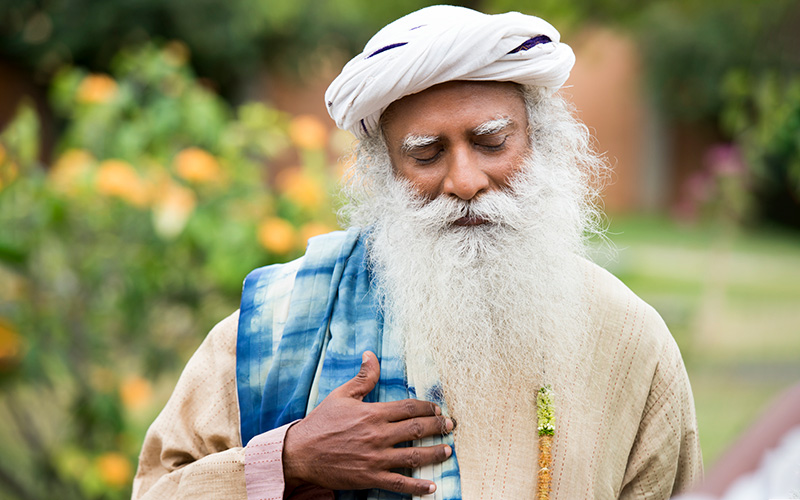 SadhguruJV's tweet image. If only you can go through difficult times with inner grace, you will see that every situation we face is an opportunity to enhance our lives. #SadhguruQuotes