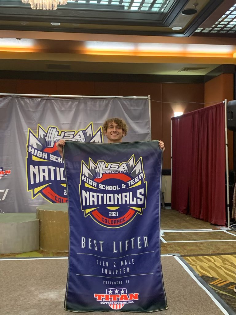 Your 2021 USAPL HIGH SCHOOL/TEEN NATIONAL CHAMPIONS. 4 National champions and 2 runner ups. <a href="/BraydenBromons1/">Brayden Bromonsky</a> with 2 OPEN American records and took home best lifter at NATIONALS. #wewonnationals #stillundefeated #dominate #nationalchampions