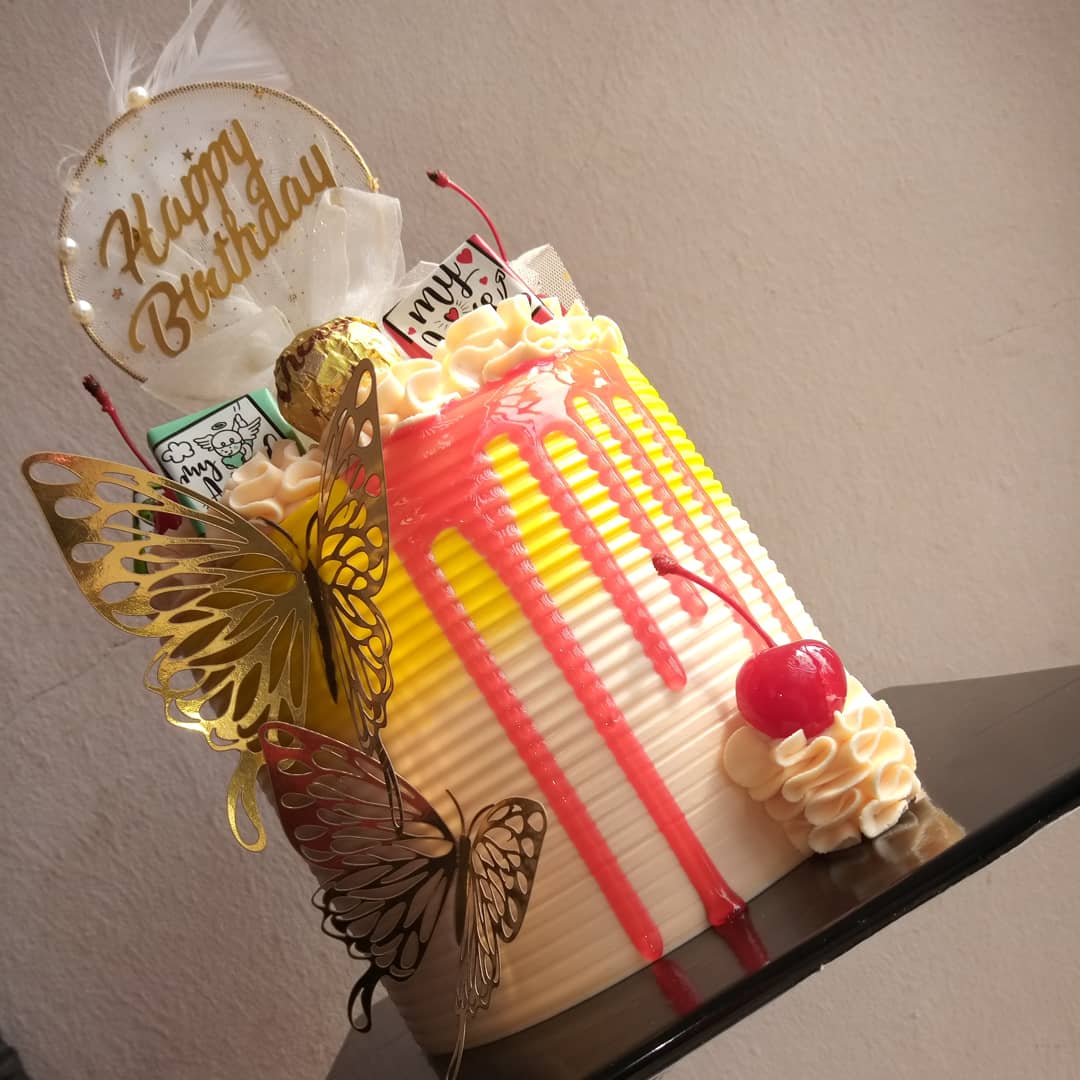 cakesbyruthieee's tweet photo. So good I made it thrice😁🔥💞 3rd time on this,it's a #repeatdesign we love it👌👌 Happy New week Fam🥰🥰 Please kindly Retweet 🤲🏿🤲🏿 https://t.co/bxyGFy7A1j