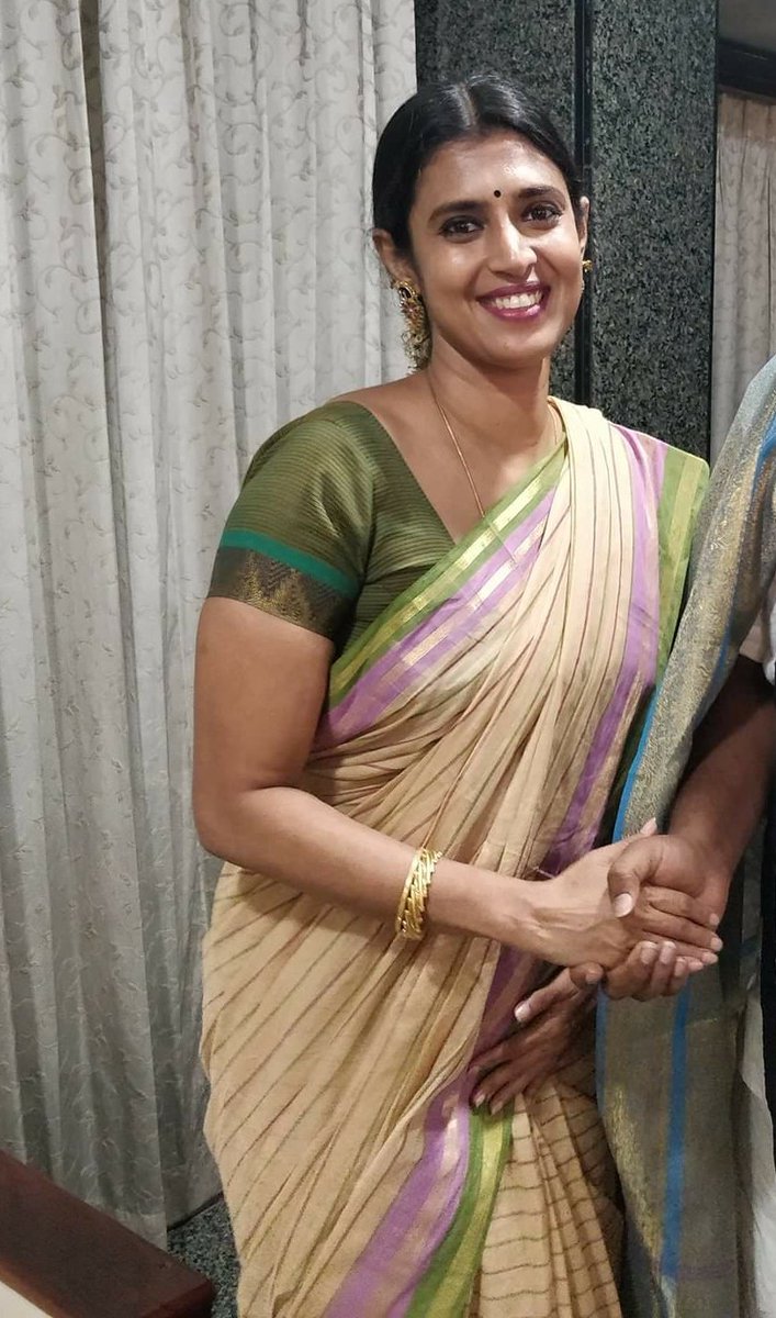 Witcher67905237's tweet photo. Night nundi e lanja pichi ekkistundi
Ahaaaa em unnav lanja nadumu nakuthu sollu pisakali...ahhh back motham nakali ahhhh lanjaaa uffff facee 
Wanna be her slave licking all over her body 💦💦💦💦 https://t.co/oshJDxZcag